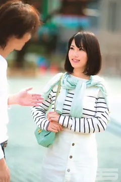 山手沿線駅前中出し人妻ナンパ目白・池袋で見つけたハニカミ美人巨乳妻を口説きおとす！！の9番目のサンプル画像