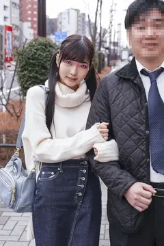 マジックミラー号旬菜リア充カップルナンパ！イケメンセクシー男優に囲まれ秒で彼氏を裏切る素人彼女イキったデカチン舐めまくり騎乗位グラインドまくりエモSEX&おねだりアクメ顔射の5番目のサンプル画像