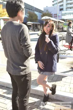 せめてゴム付けて…あっ！うわ…これマジで顔バレしちゃうだろ…ってレベルの美人奥さん達が平日の真っ昼間から口説き落とされてAV出演とかどうかしてるぜ。「ガチンコ中出し！顔出し！人妻ナンパ」 in十条&赤羽の14番目のサンプル画像