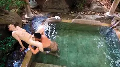 押しても引いても絶対ヤレる！！悶々と性欲を溜め込んだおばさんが通うと噂の混浴風呂 湯船で乱れる熟女16人4時間の16番目のサンプル画像