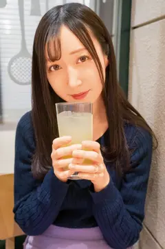 酒×ナンパ×SEX！ 12人4時間 奥さん一緒に飲みませんか？BEST @新宿 地方の人妻限定 巨大バスターミナル前で訳アリ人妻をナンパしてみたの13番目のサンプル画像