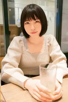 酒×ナンパ×SEX！ 12人4時間 奥さん一緒に飲みませんか？BEST @新宿 地方の人妻限定 巨大バスターミナル前で訳アリ人妻をナンパしてみたの27番目のサンプル画像