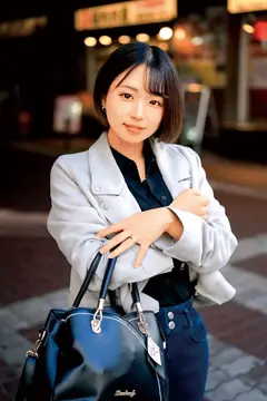 ストップ奥さん！！発情人妻限定ナンパ！！12人4時間 ちょっとだけ！おっぱいだけ！先っぽだけ！中出しだけ！の4番目のサンプル画像