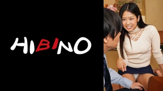 同窓会の帰り旦那が留守の彼女の家に誘われて 前乃菜々のサムネイル画像