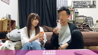 百戦錬磨のナンパ師のヤリ部屋で、連れ込みSEX隠し撮り 121 お酒を飲みながらエロい雰囲気に持っていくと最初はダメダメ言いながらも乳首を弄ると反応が良くなっていき…最後は自ら挿入し大胆な腰振りを披露♪のサムネイル画像